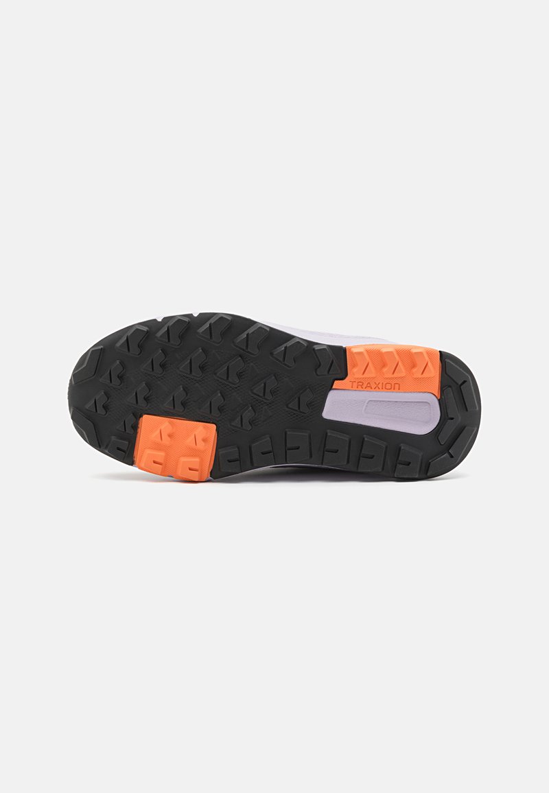 Adidas Terrex Adidas Terrex TERREX TRAILMAKER MID RAIN.RDY HIKING - Hiking shoes Preisnachlass