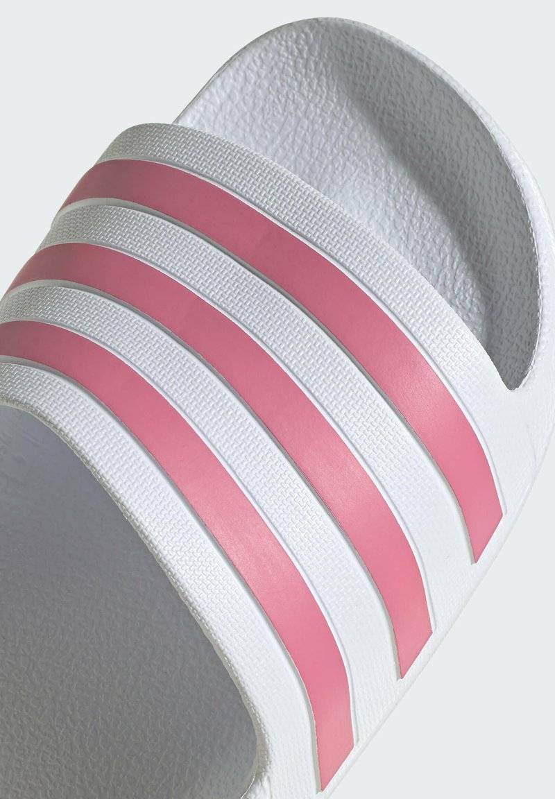adidas Performance adidas Performance ADILETTE AQUA - Pool slides - white Blitzangebot