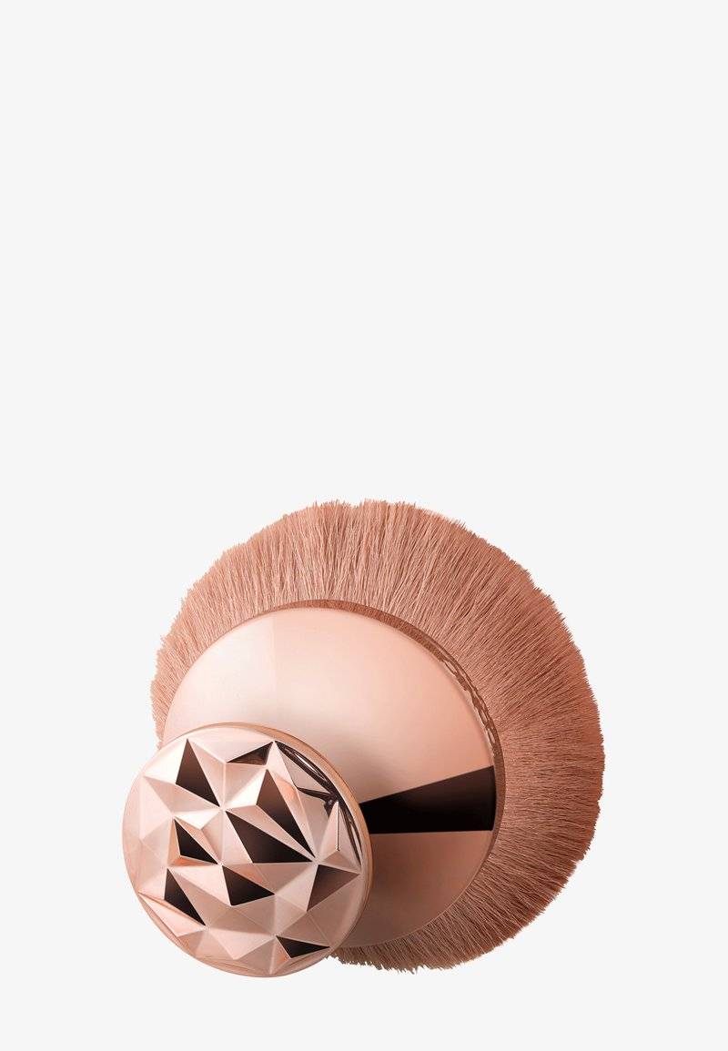 Iconic London Iconic London PRO PUFF BRUSH - Brush Tiefpreis