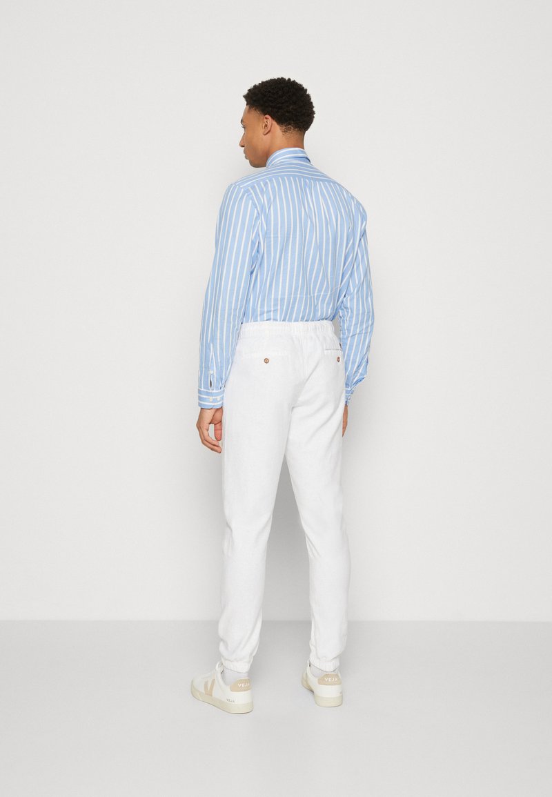 INDICODE JEANS INDICODE JEANS Trousers - offwhite 50% Rabatt mit kostenlosem Versand