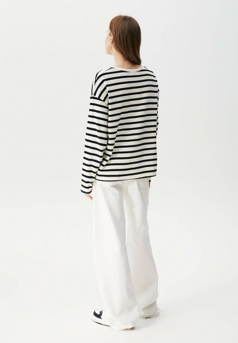 PULL&BEAR PULL&BEAR BASIC - Long sleeved top - mottled black Angebote