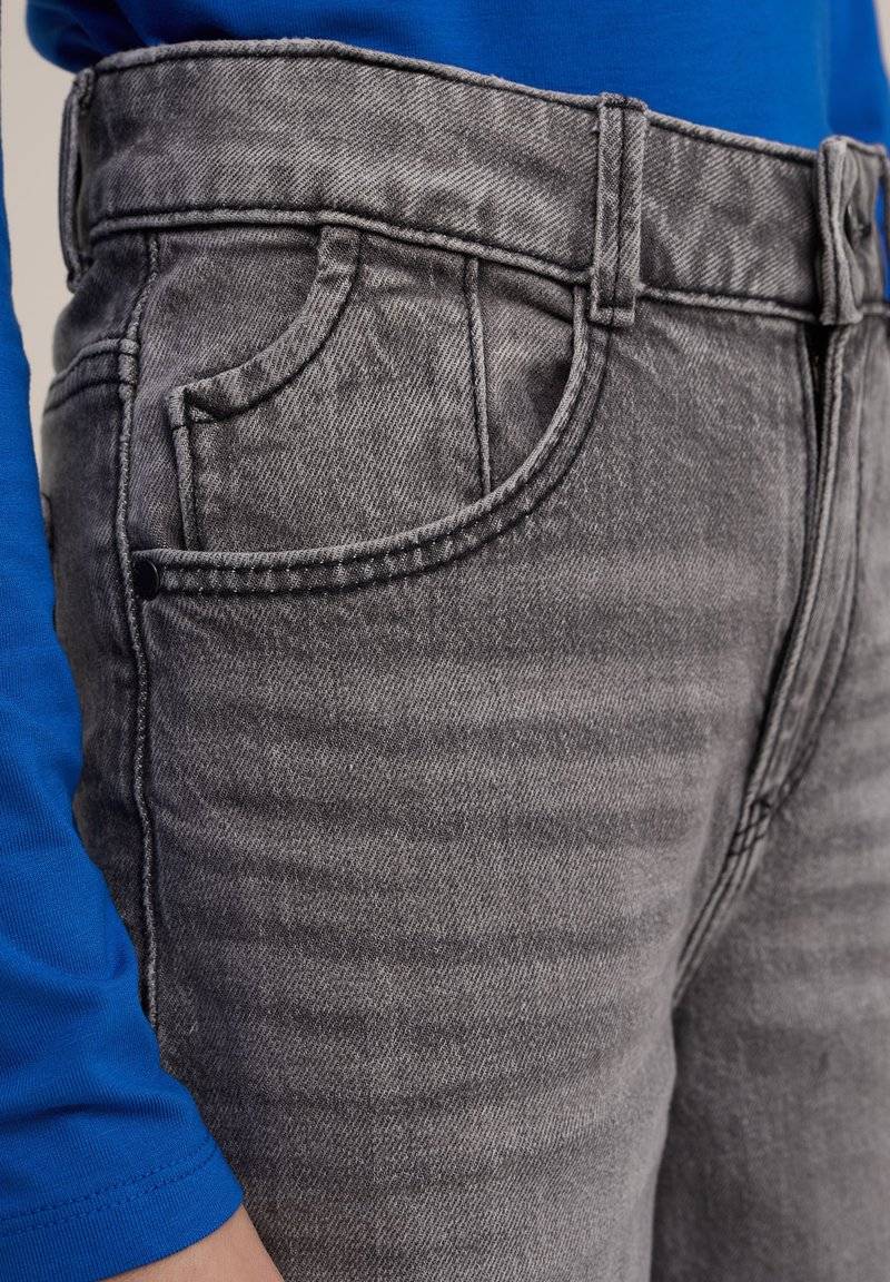 WE Fashion WE Fashion BLUE RIDGE - Flared Jeans - grey Schlussverkauf
