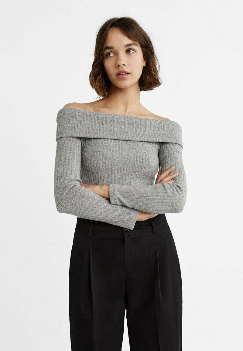 Stradivarius Stradivarius CARROT WITH DARTS DETAIL - Trousers - black Schlussverkauf