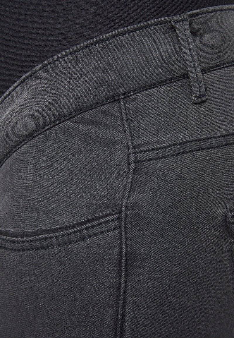 Vero Moda Maternity Vero Moda Maternity VMMTANYA PIPING NOOS - Relaxed fit jeans - dark grey denim Günstig kaufen