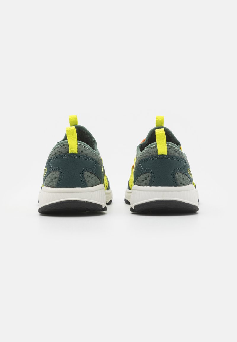 Keen Keen MOTOZOA UNISEX - Hiking shoes - green Black Friday
