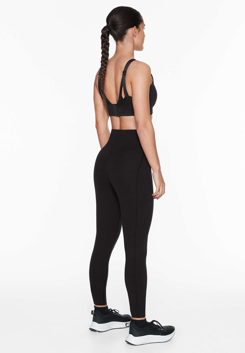 OYSHO OYSHO COMPRESSIVE WAIST CONTROL ANKLE-LENGTH - Leggings - black Osterangebot