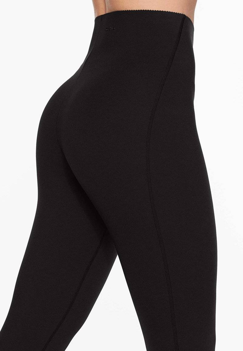 OYSHO OYSHO COMPRESSIVE WAIST CONTROL ANKLE-LENGTH - Leggings - black Osterangebot