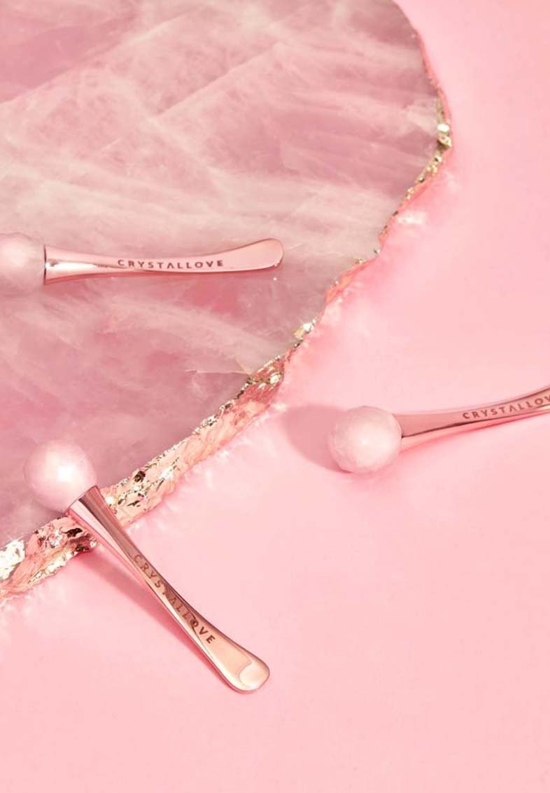 CRYSTALLOVE CRYSTALLOVE ROSE QUARTZ 3D EYE MASSAGER - Skincare tool - gold Räumungsverkauf