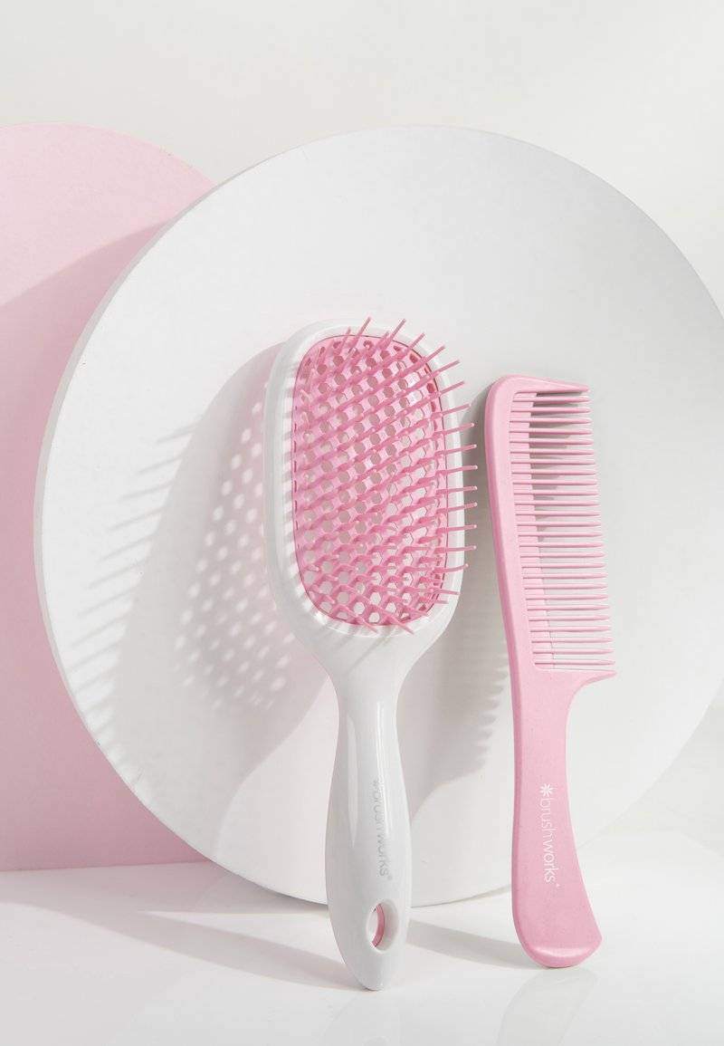 Brushworks Brushworks BRUSHWORKS BLOWDRY BRUSH AND COMB - Hair set - pink & white Kostenlose Rückgabe