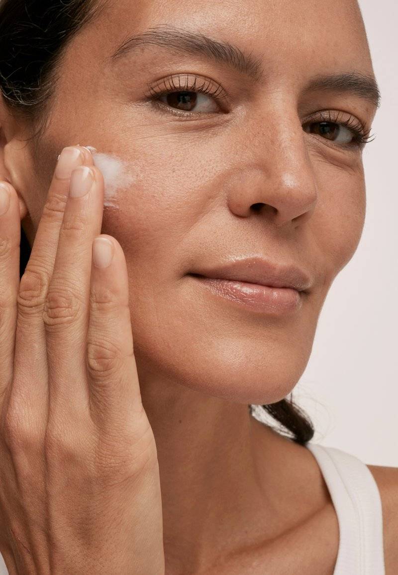 The INKEY List The INKEY List BIO-ACTIVE CERAMIDE REPAIRING AND PLUMPING MOISTURIZER - Moisturiser JETZT KAUFEN