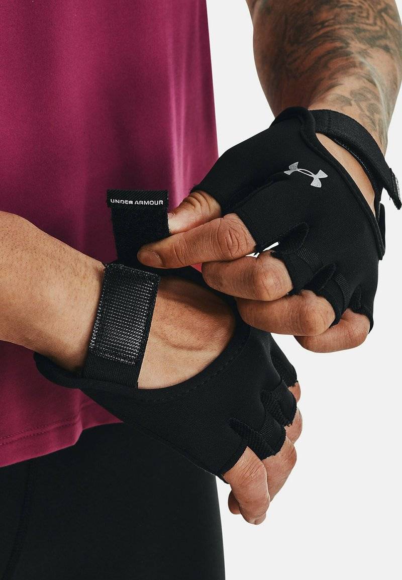 Under Armour Under Armour TRAINING - Fingerless gloves - black Rabatte dieses Monats