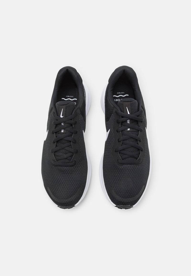 Nike Performance Nike Performance REVOLUTION 7 - Neutral running shoes 2025