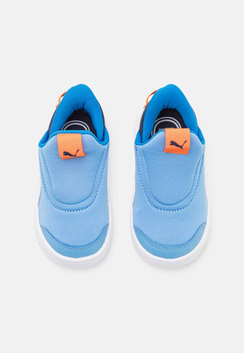 Puma Puma COURTFLEX V3 EASE IN UNISEX - Training shoe Auslauf