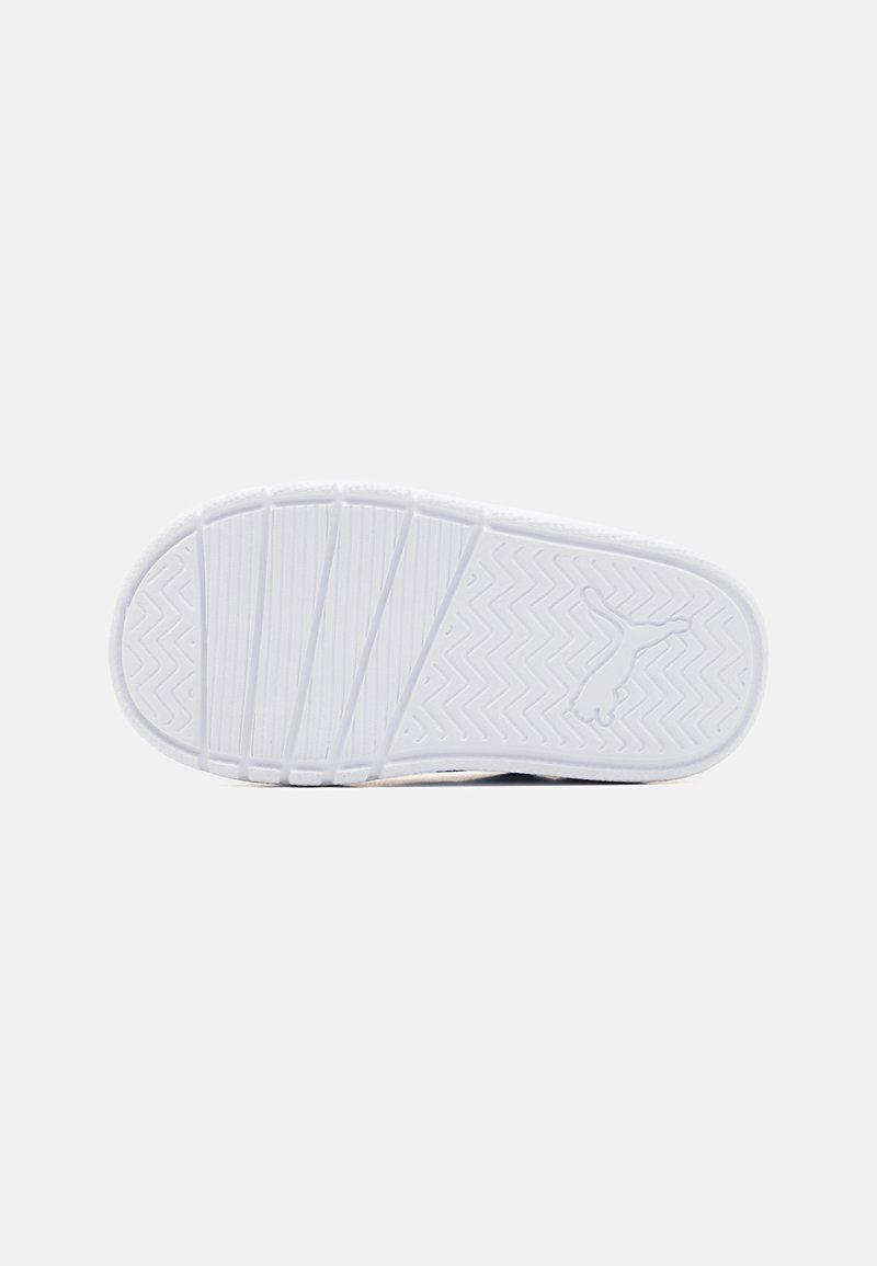 Puma Puma COURTFLEX V3 EASE IN UNISEX - Training shoe Auslauf