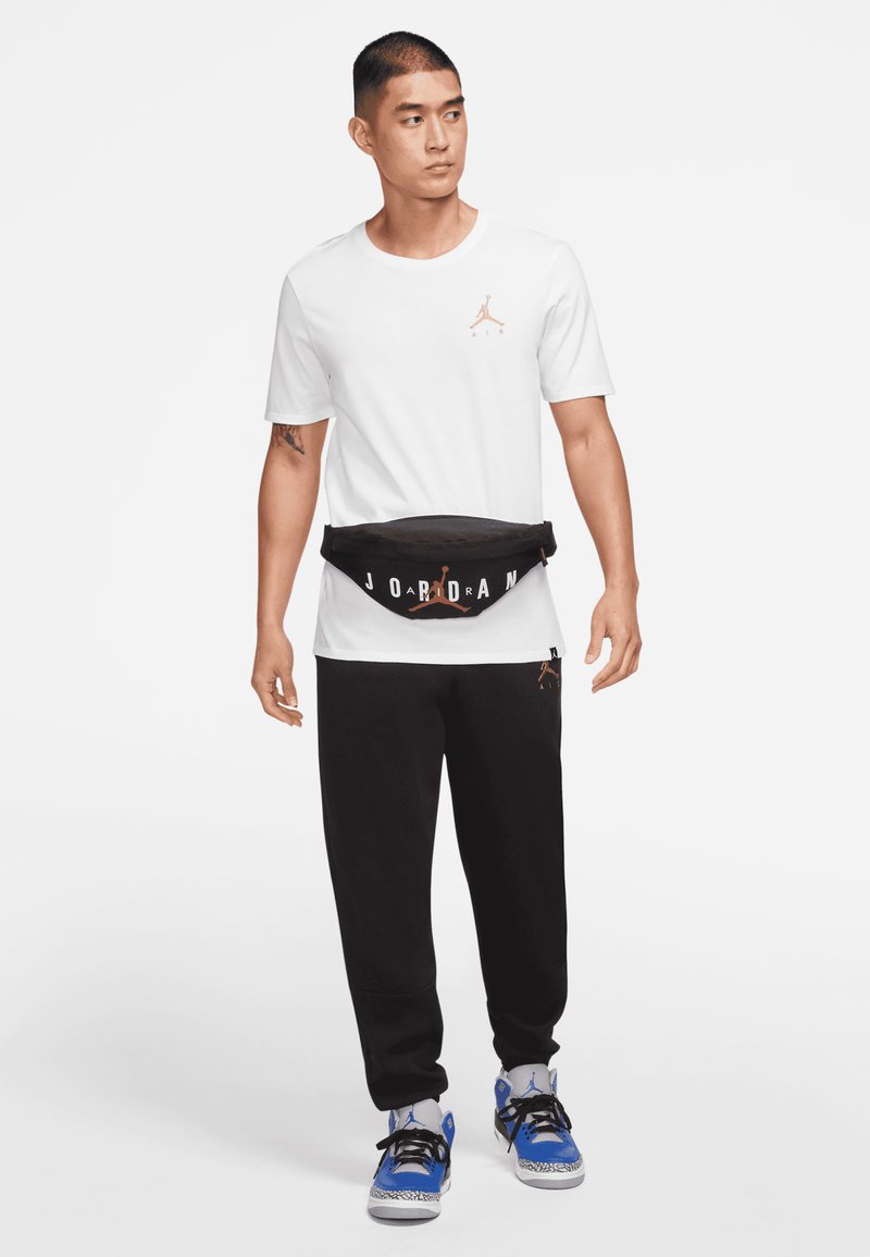 Jordan Jordan CROSSBODY BAG UNISEX - Bum bag - black Fabrikpreis
