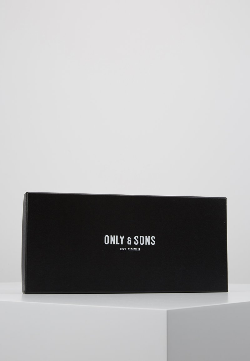 Only & Sons Only & Sons ONSBOWTIE SUSPENDER UNISEX SET - Bow tie - black Exklusivangebot