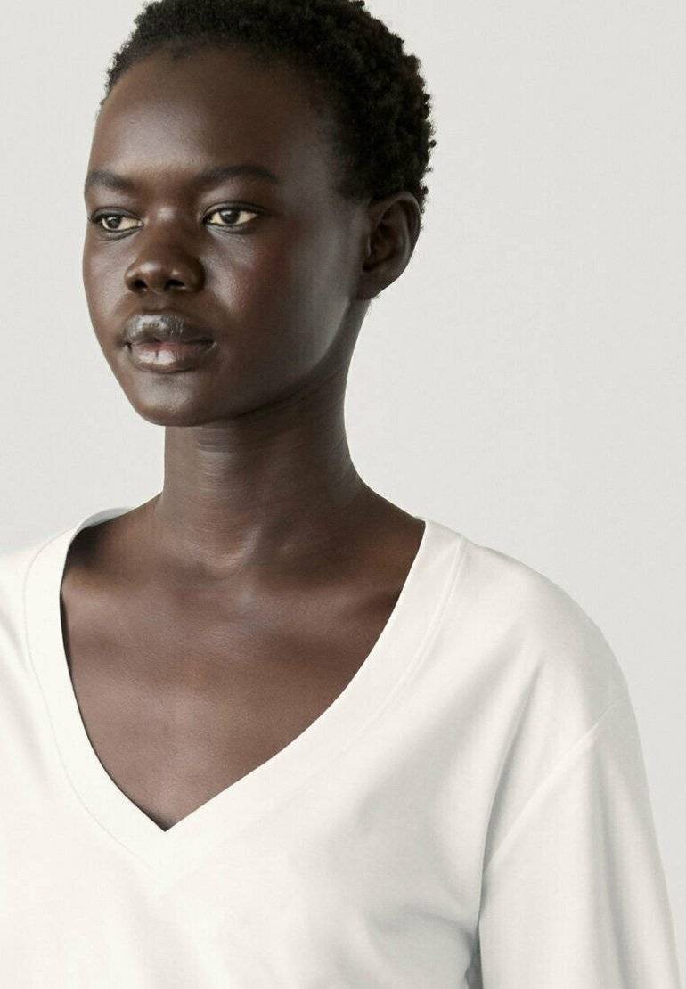 Massimo Dutti Massimo Dutti V-NECK - Basic T-shirt - white Top Angebot