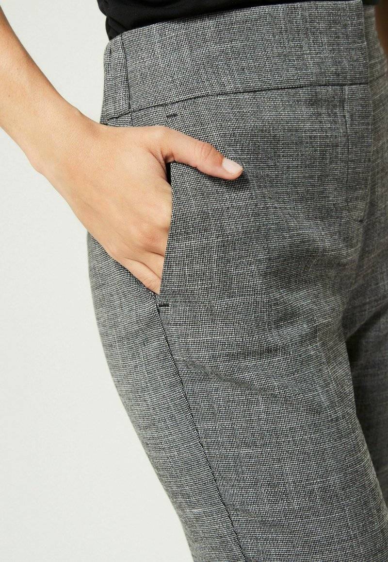 Next Next SHAPEWEAR PETITE - Trousers - grey Neueste Mode