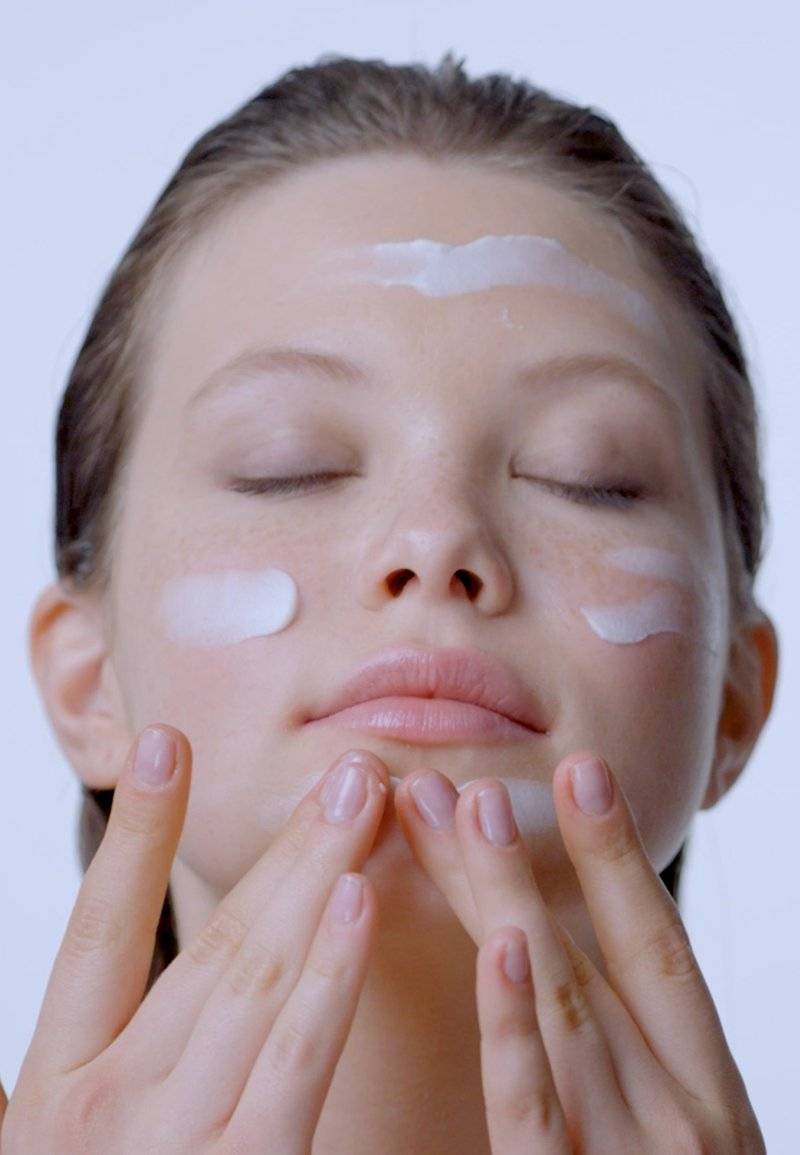 KORRES KORRES YOGHURT HYDRA-BIOME FACE MASK - Face mask Letzter Tag