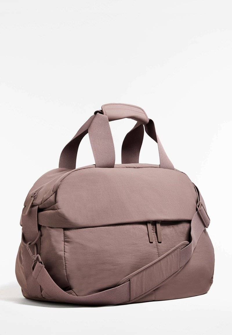 OYSHO OYSHO WITH FLAP POCKET - Sports bag - pink Günstig kaufen