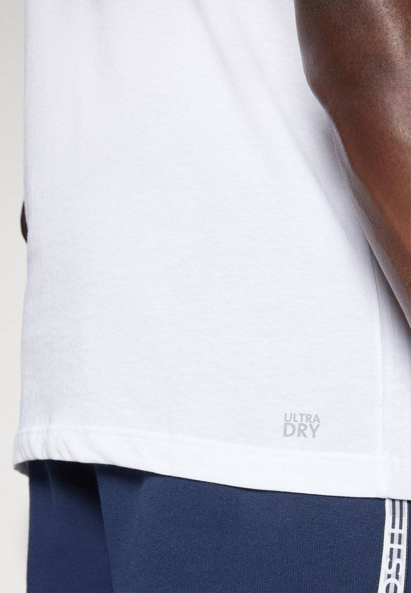 Lacoste Sport Lacoste Sport SPORTS - Basic T-shirt - white Cyber Monday