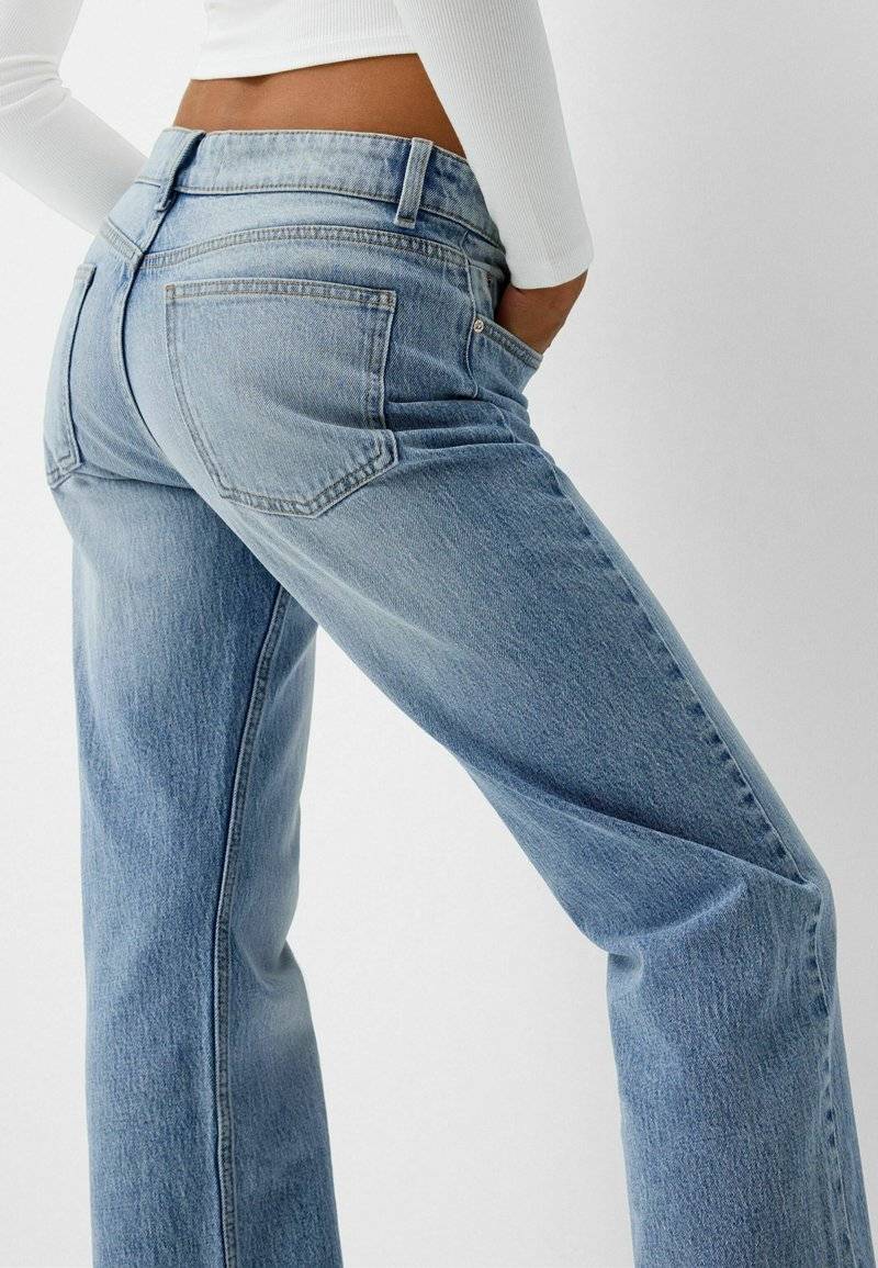 Bershka Bershka Straight leg jeans Tägliche Deals