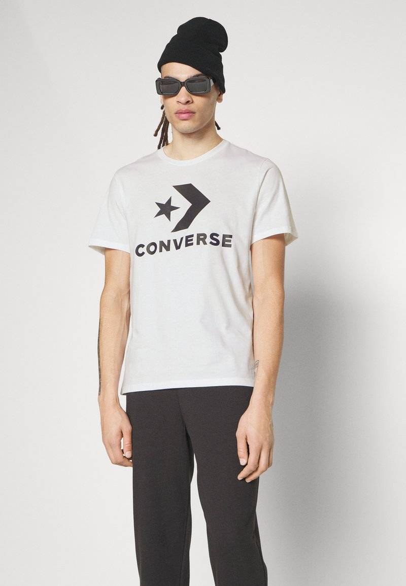Converse Converse GO TO STAR CHEVRON TEE UNISEX - Print T-shirt - white Begrenzte Freigabe