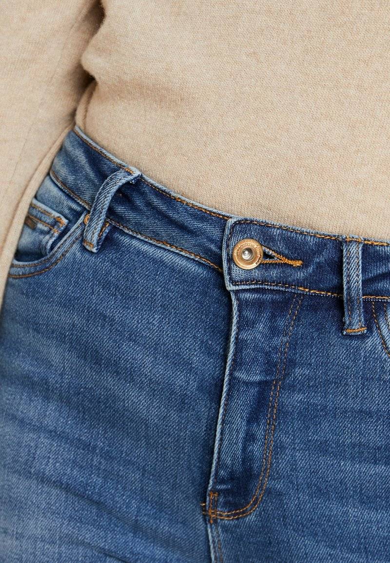 ONLY ONLY ONLMILA - Jeans Skinny Fit - medium blue denim Nur für heute