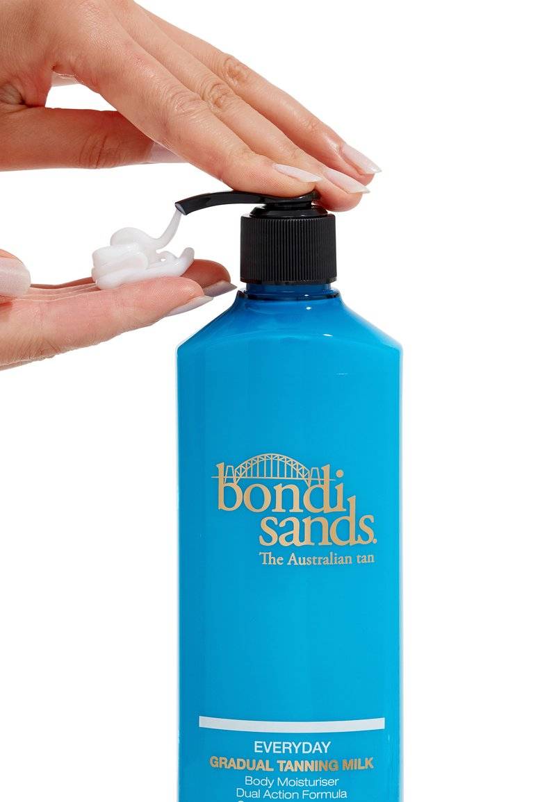 Bondi Sands Bondi Sands BONDI SANDS EVERYDAY GRADUAL TANNING MILK - Self tan - white Räumungsverkauf