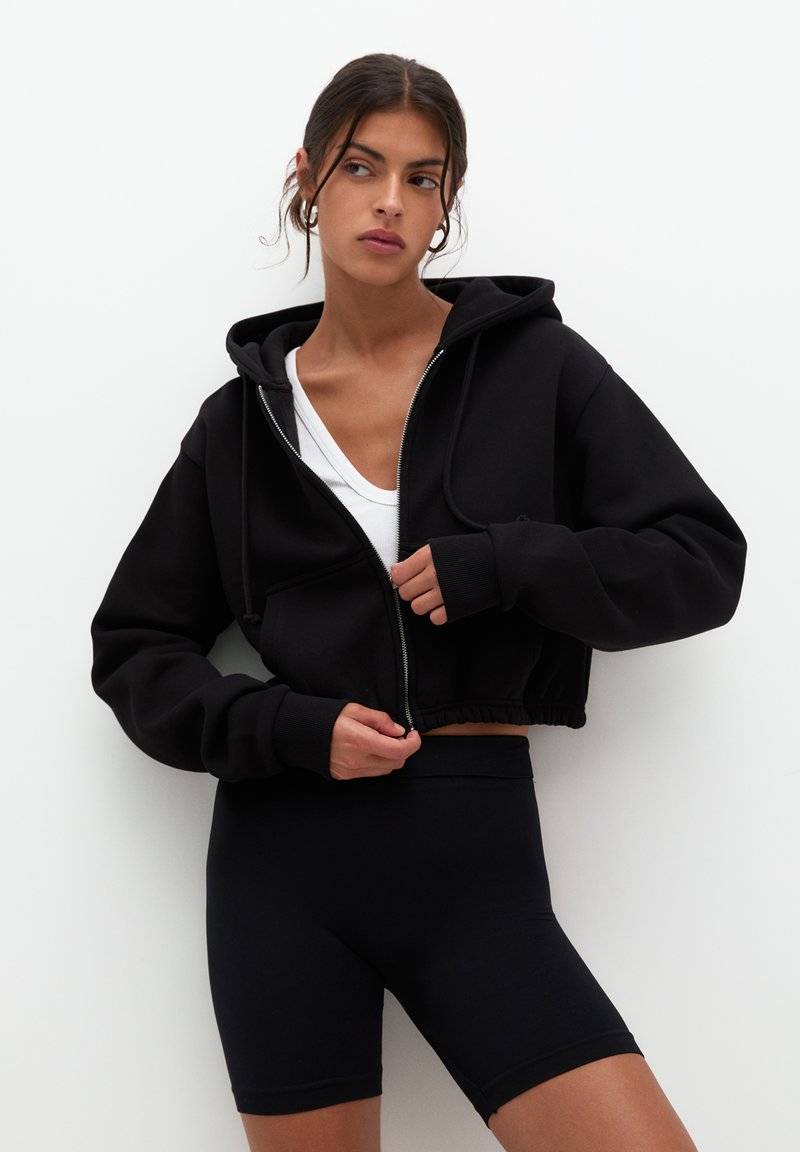 PULL&BEAR PULL&BEAR CROPPED - Zip-up sweatshirt - black Super Sparpreis