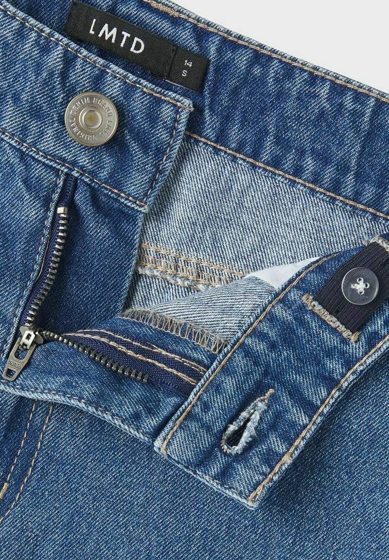 LMTD LMTD Relaxed fit jeans - medium blue denim JETZT KAUFEN
