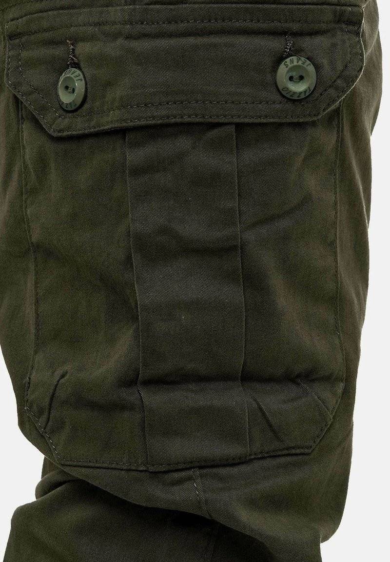 Tazzio Tazzio Cargo trousers - khaki Bis zu 65% Rabatt